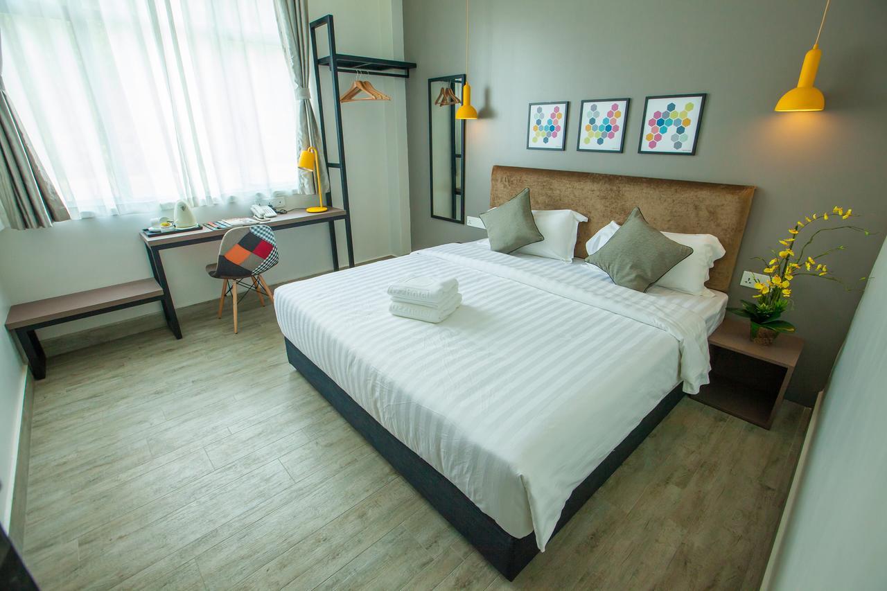 Bzz Hotel Skudai Zewnętrze zdjęcie