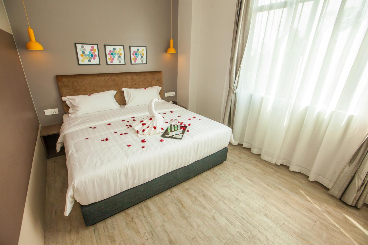 Bzz Hotel Skudai Zewnętrze zdjęcie