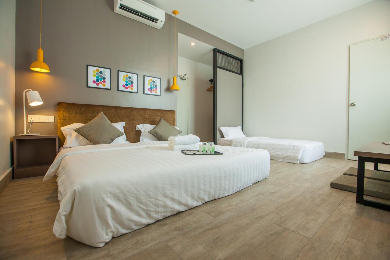 Bzz Hotel Skudai Zewnętrze zdjęcie