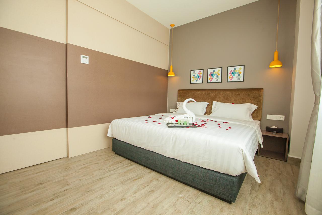 Bzz Hotel Skudai Zewnętrze zdjęcie