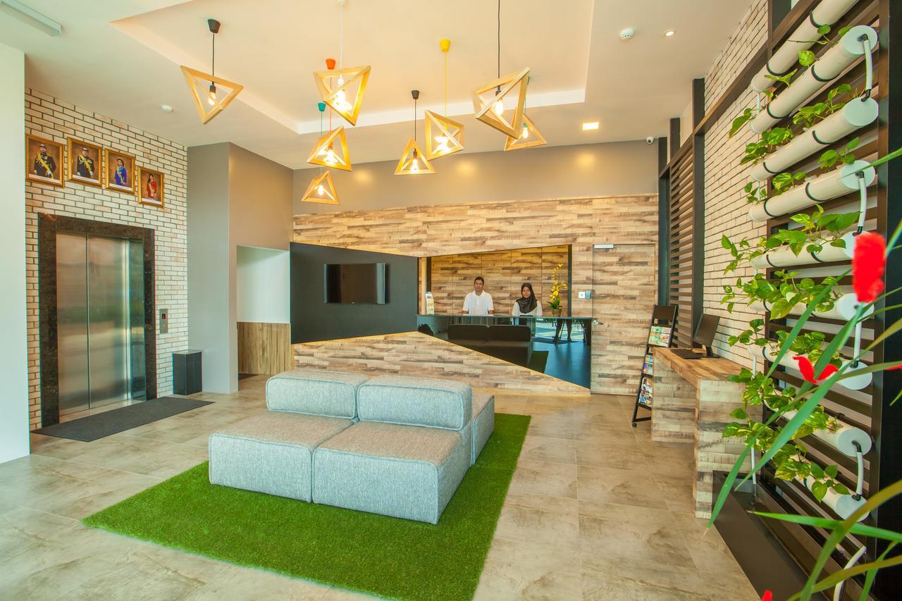 Bzz Hotel Skudai Zewnętrze zdjęcie