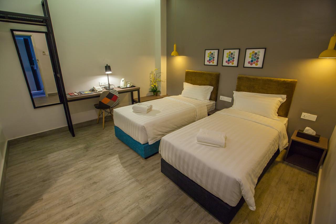 Bzz Hotel Skudai Zewnętrze zdjęcie