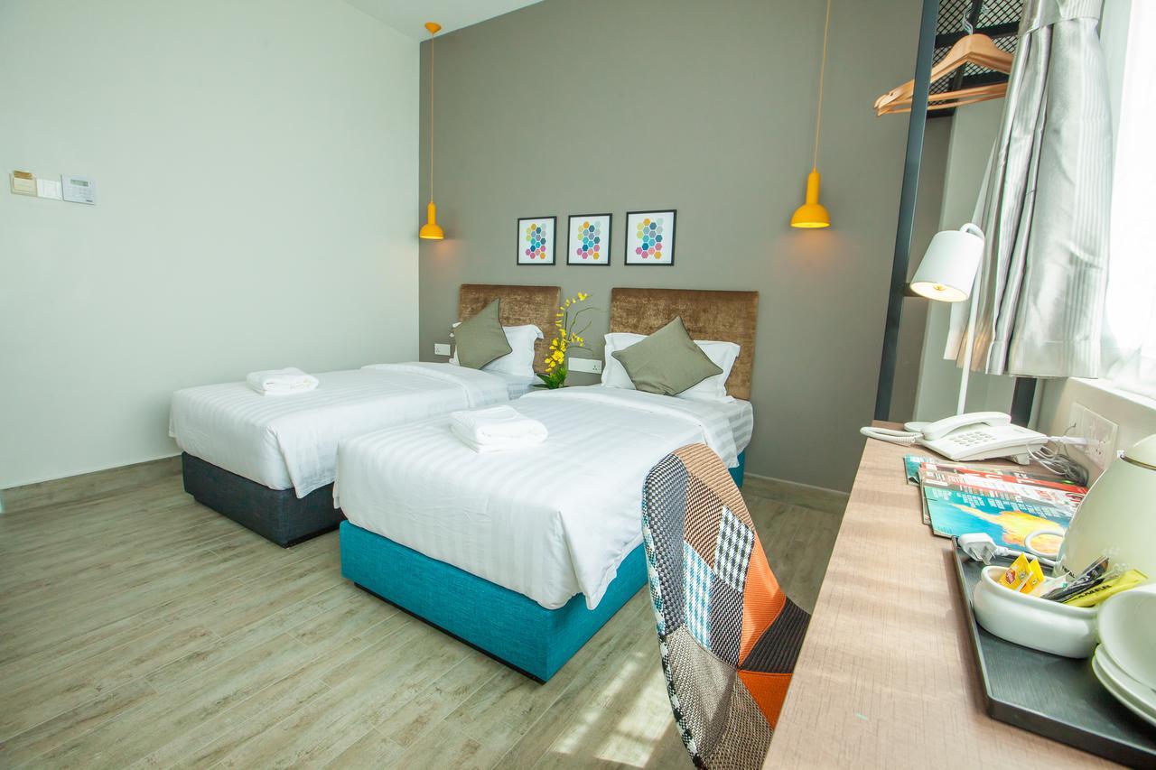Bzz Hotel Skudai Zewnętrze zdjęcie